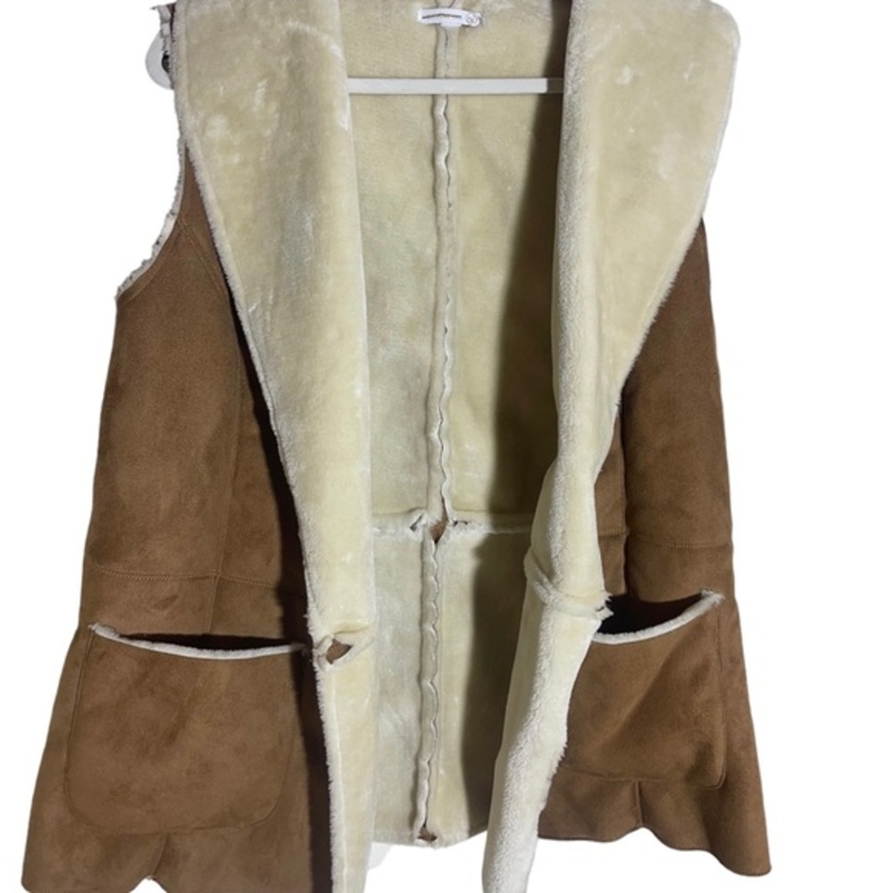 New women’s Fur lined vest size 1X